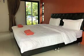 Phra Chan Khiang Dao Resort