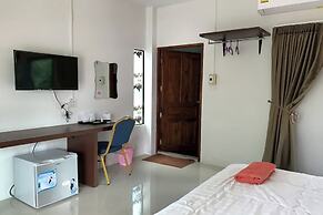 Phra Chan Khiang Dao Resort