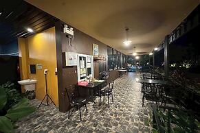 Phra Chan Khiang Dao Resort