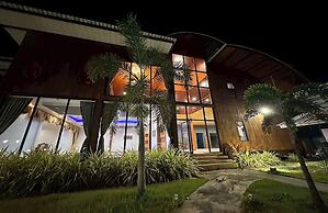 Phra Chan Khiang Dao Resort