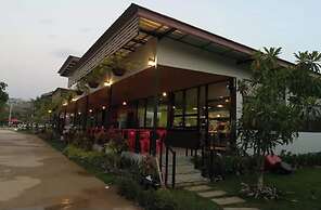 Phra Chan Khiang Dao Resort