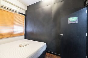 Kayan Hostel