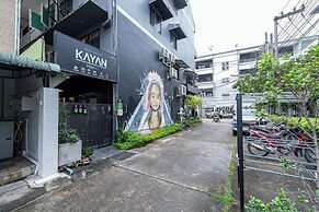 Kayan Hostel