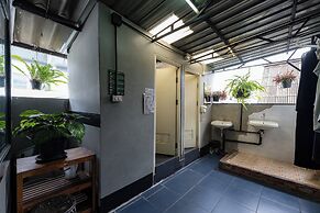 Kayan Hostel