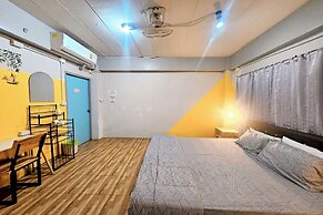Me U Hostel