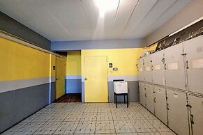 Me U Hostel