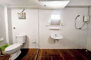 Me U Hostel