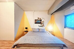 Me U Hostel