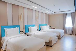Sunday Belajandro Hotel