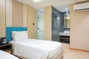 Sunday Belajandro Hotel