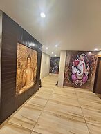 Hotel Green Leaf By T And M Hotels