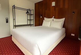 Hotel Restaurant Le Brennus (Logis Hotel)
