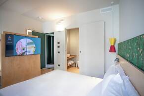 Hotel Casa W