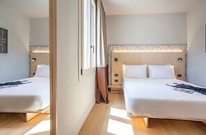 Hotel Casa W