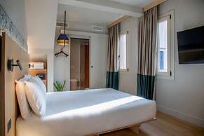 Hotel Casa W