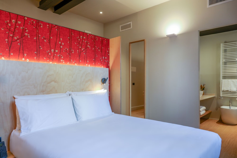 Hotel Casa W