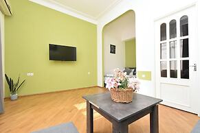 Green room in Yerevan