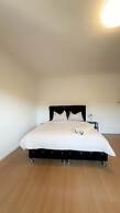 Cozy Garden Villa near Danube For 16P