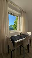 Cozy Garden Villa near Danube For 16P