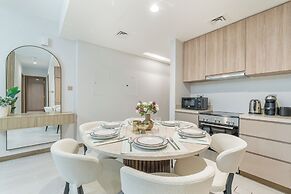 Premium 2BR Apt Home Fully Furnished