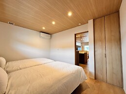 AOI SUITE TAKAYAMA