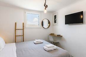 Mykonist Merchia Beach Villas & Suites
