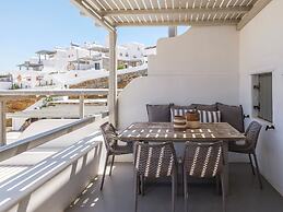 Mykonist Merchia Beach Villas & Suites