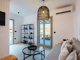 Mykonist Merchia Beach Villas & Suites