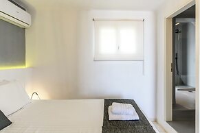 Mykonist Merchia Beach Villas & Suites