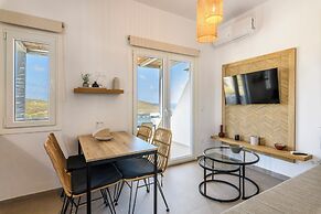 Mykonist Merchia Beach Villas & Suites