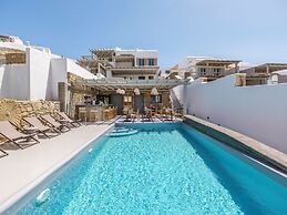 Mykonist Merchia Beach Villas & Suites
