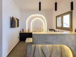 Mykonist Merchia Beach Villas & Suites