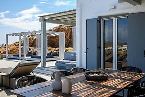 Mykonist Merchia Beach Villas & Suites