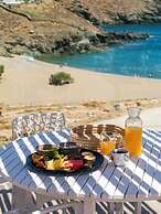 Mykonist Merchia Beach Villas & Suites