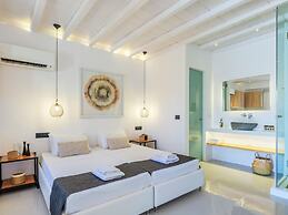 Mykonist Merchia Beach Villas & Suites