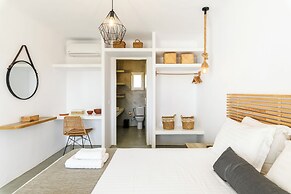 Mykonist Merchia Beach Villas & Suites