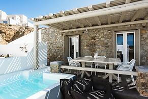 Mykonist Merchia Beach Villas & Suites
