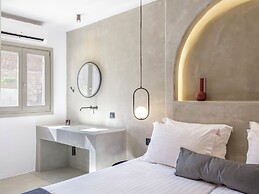 Mykonist Merchia Beach Villas & Suites