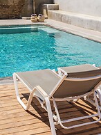 Mykonist Merchia Beach Villas & Suites