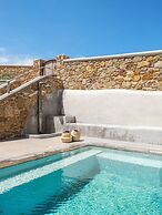 Mykonist Merchia Beach Villas & Suites
