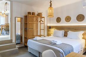 Mykonist Merchia Beach Villas & Suites