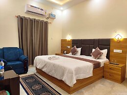 Hotel Vrindavan Palace Ayodhya