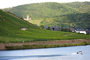 Hotel zum Moselstrand