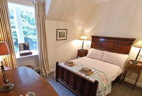 Cambus o'May Hotel