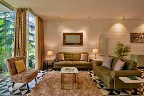 Modern Tropical 2bhk Near Beach Pool Garden