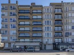 Pleasant Flat on Seafront With Terrace