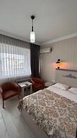 Blue Dolphin Otel