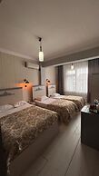 Blue Dolphin Otel