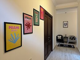 Velvet Vouge Hostel