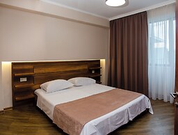 Hotel Resolute